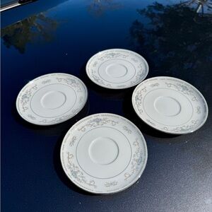 Fine Diane Elegant White and Blue Floral Saucer 4pc Set